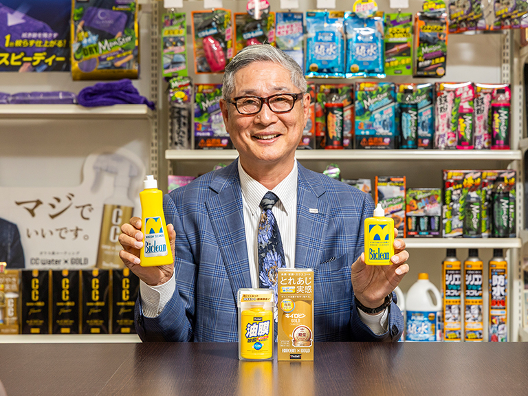 Historia powstania mleczka do czyszczenia szyb KiiroBin